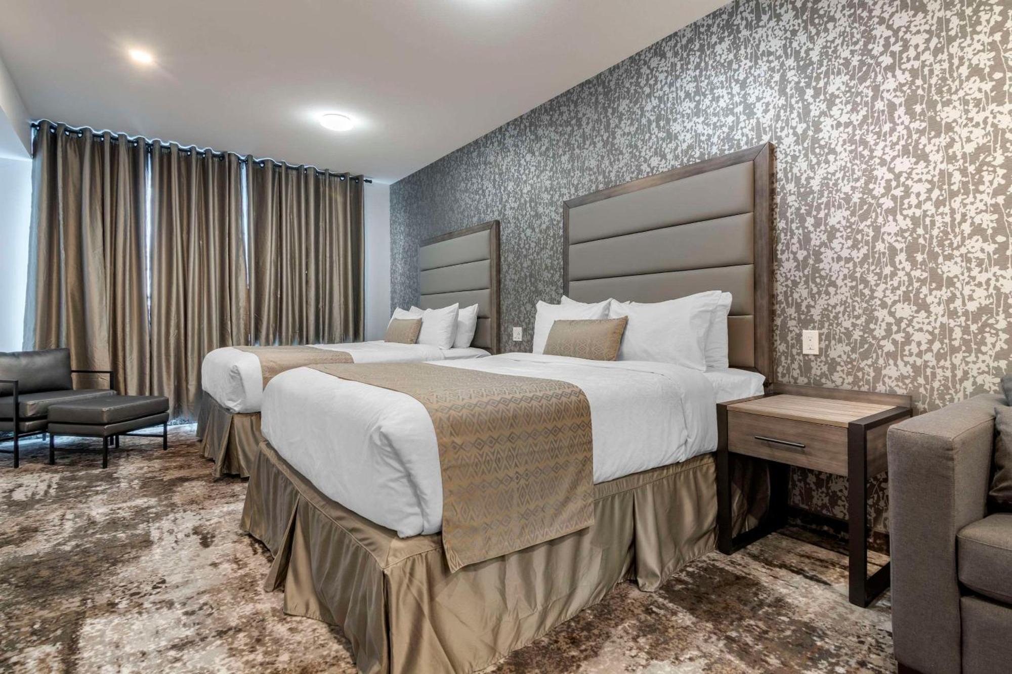 The Hue Hotel, Ascend Hotel Collection Kamloops Exterior foto