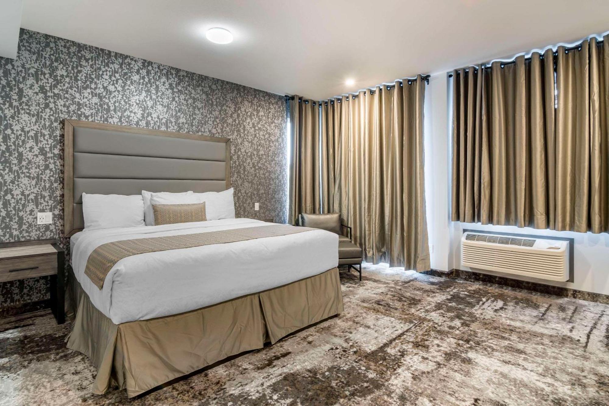 The Hue Hotel, Ascend Hotel Collection Kamloops Exterior foto