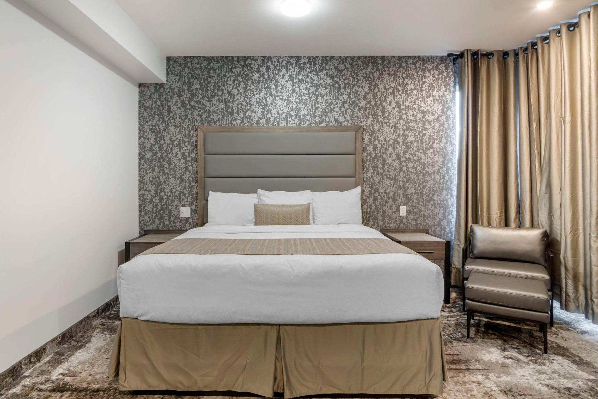 The Hue Hotel, Ascend Hotel Collection Kamloops Exterior foto